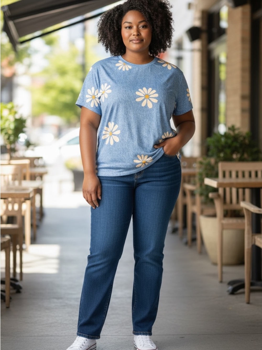 NWOT: size 28 Blue Daisy Print Tee.. BC pallet pull